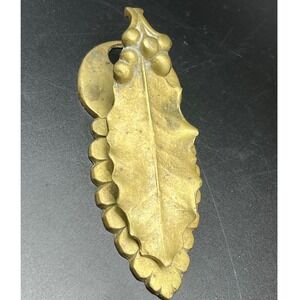 Vintage‎ Virginia Metalcrafters Brass Holly Christmas Card Organizer 1950